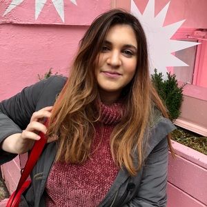 Meet your Posher, Rebecca